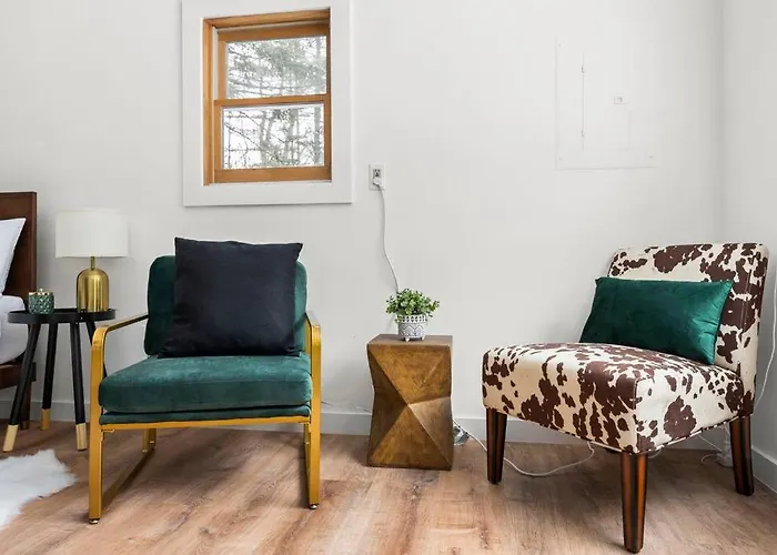 Hudson Valley And The Berkshires Cottage