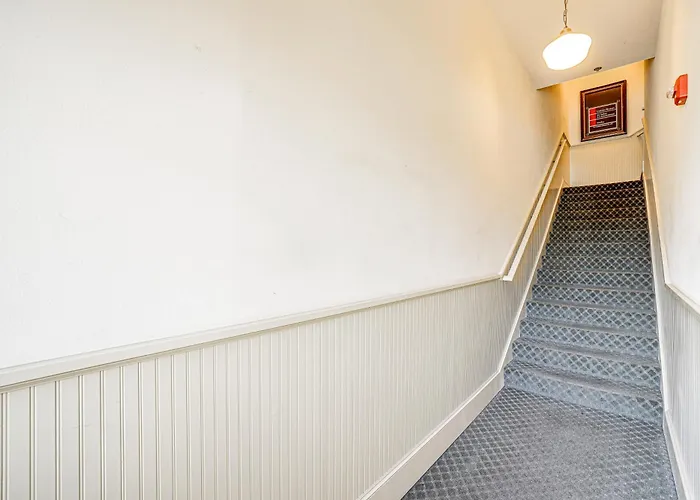 Modern Blaine Condo Rental < 1 Mi To Boat Harbor!