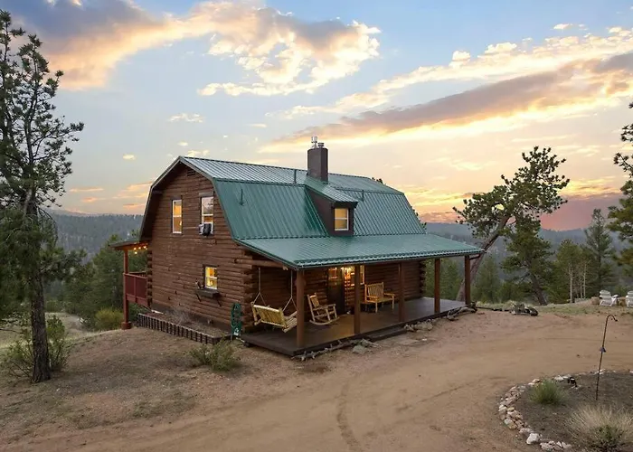 5 Acres! Modern Cabin W/ Pikes Peak View