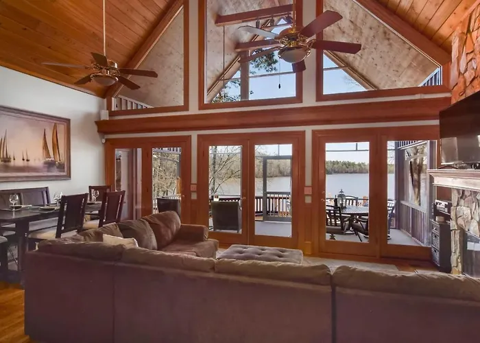 Southern Comfort Cabin