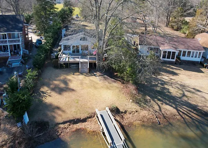 Lure And Leisure Lakehouse