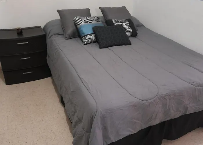 Hermoso Apartamento Frente Aeropuerto De Isla Verde
