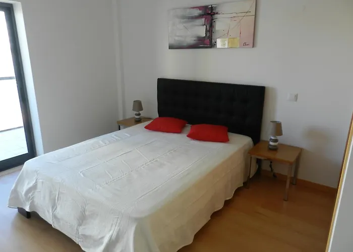 Rocha T Apartments