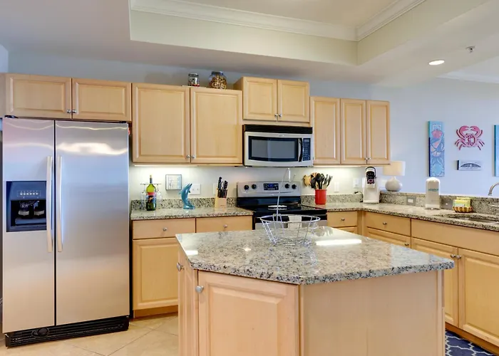 Beach Access & Boardwalk: Condo In Dauphin Island