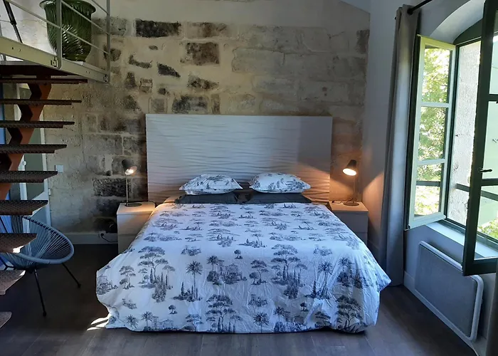 Une Chambre A Uzes