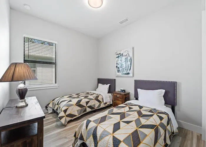 Tranquil Brand New Central Location Lake Front