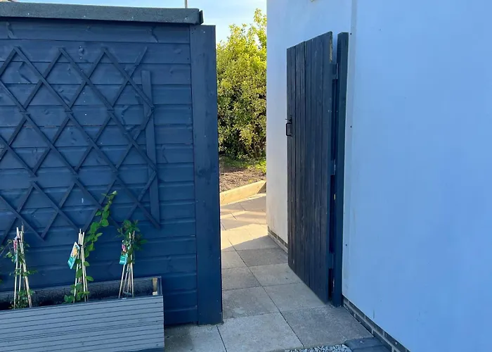 Porthkidney Suite, Carbis Bay, St Ives, Free Parking