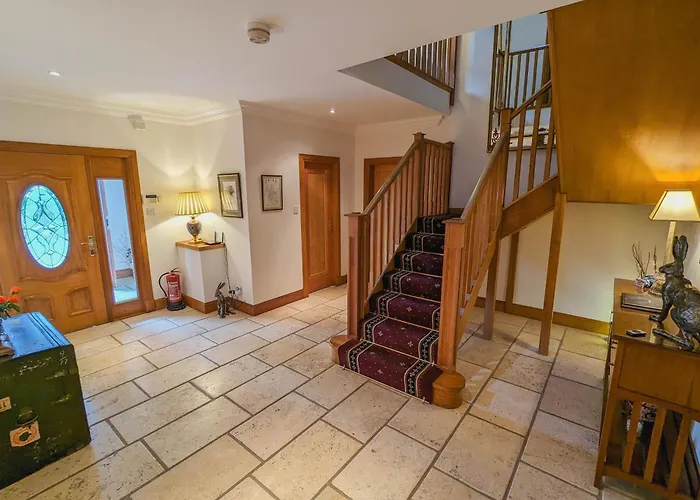 Arden Country House