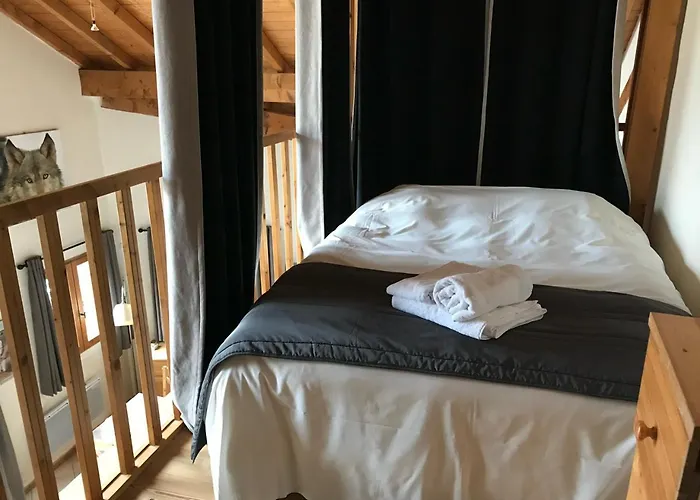 Ski Lodge