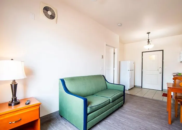 The Vistas Sierra Vista 1Bd Apartment