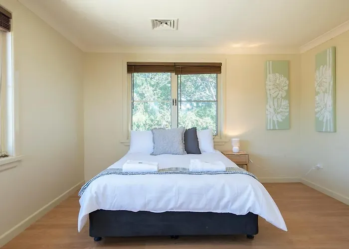Tranquil Taylor - Two-Storey Cbd Family Home, Bbq