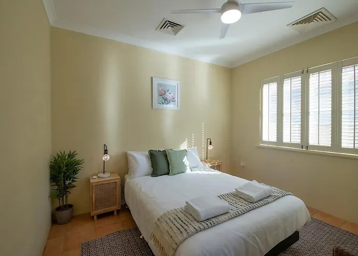 Tranquil Taylor - Two-Storey Cbd Family Home, Bbq