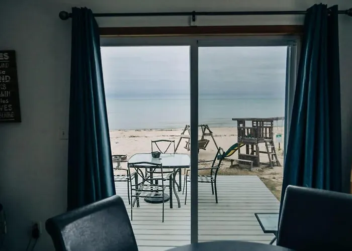 Beach Club Of Oscoda Beach House On Lake Huron