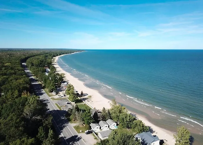 Beach Club Of Oscoda Beach House On Lake Huron