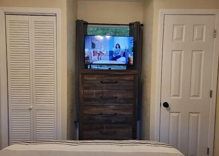 Charming 1Br Efficiency Apt Near Ttu & Downtown