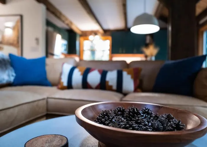 Stonebridge Cabin Modern Amenities, Enjoy Nature!