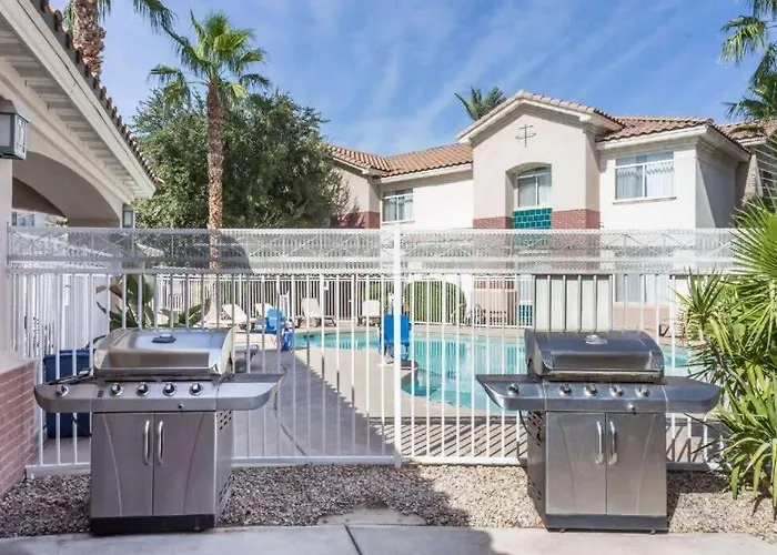 Metro Chandler Extended Stay - Cosy King