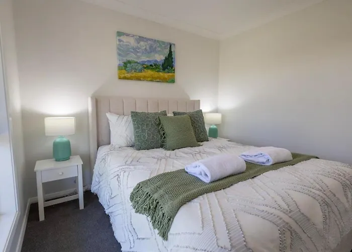 Luxury On Lesmurdie - Close To Zoo & Golf Club