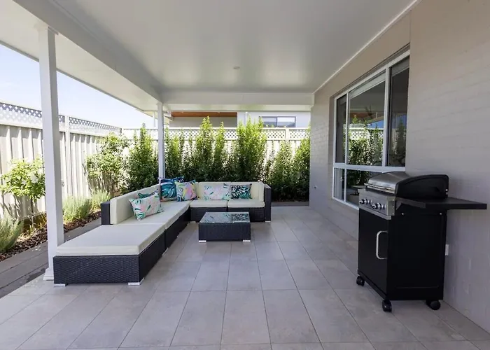 Luxury On Lesmurdie - Close To Zoo & Golf Club