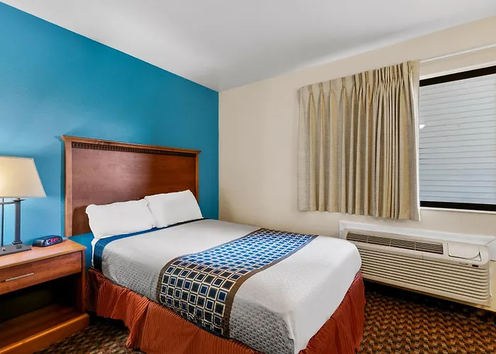 Americas Best Value Inn - Lincoln Airport