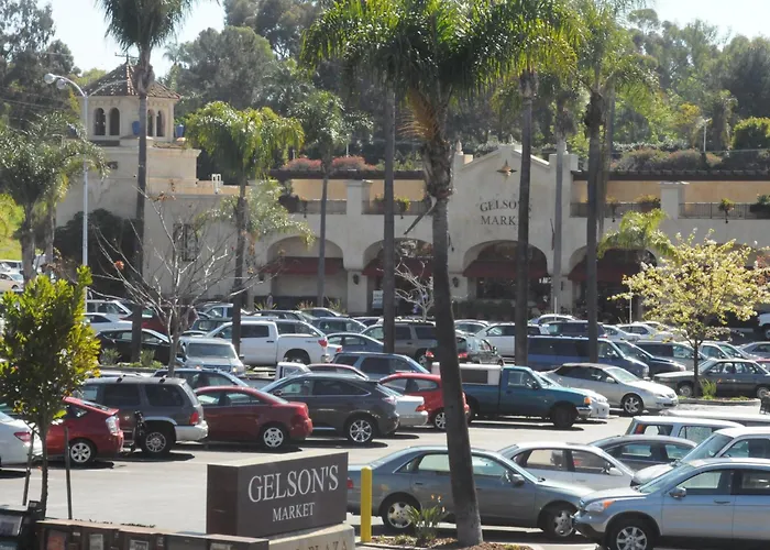 Oasis Inn And Suites