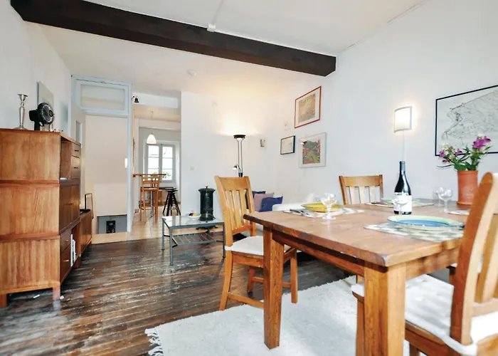Gorgeous Home In Ceret With House A Mountain View