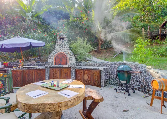 Casa Contiki