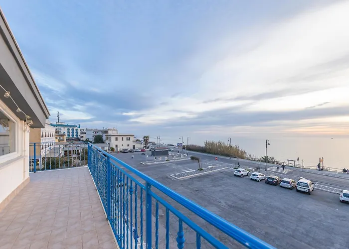 Orizzonte in blu