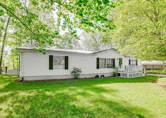 Quiet 'Horseshoe Hill House' By Lake Barkley!