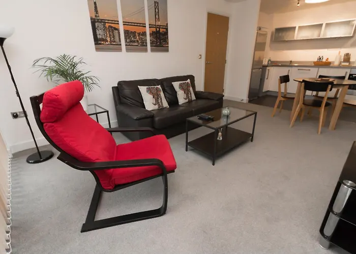 Istay Apartments At Vizion - Fully Equipped Modern Serviced Apartments With Balconies, Superfast Broadband, Free Allocated Parking Space, 24H Security, Rooftop Gardens, Located In Central Mk
