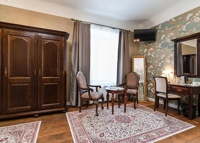Padise Manor (Adults Only)
