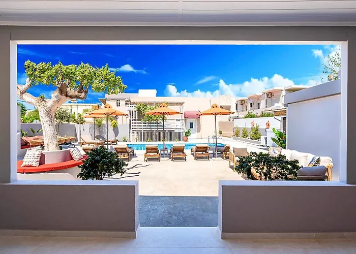 Villa Remezzo Heated Pool, Beach Side