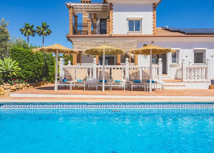 Villa Blanca Malaga - Private Villa - Heated Pool