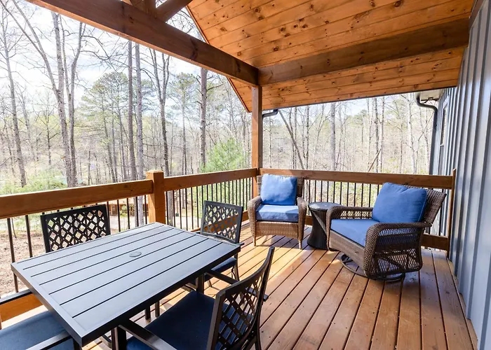 River View Getaway By 2Dc