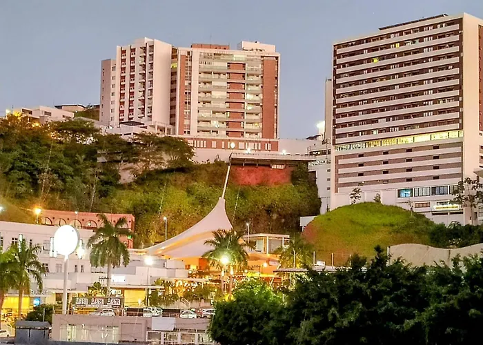 Maria Apê 07 São Mateus l Garagem l WiFi l Térreo l Um minuto do shopping independência
