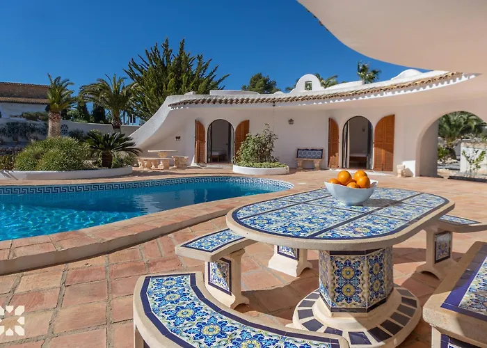Villa Minaret By Abahana Villas