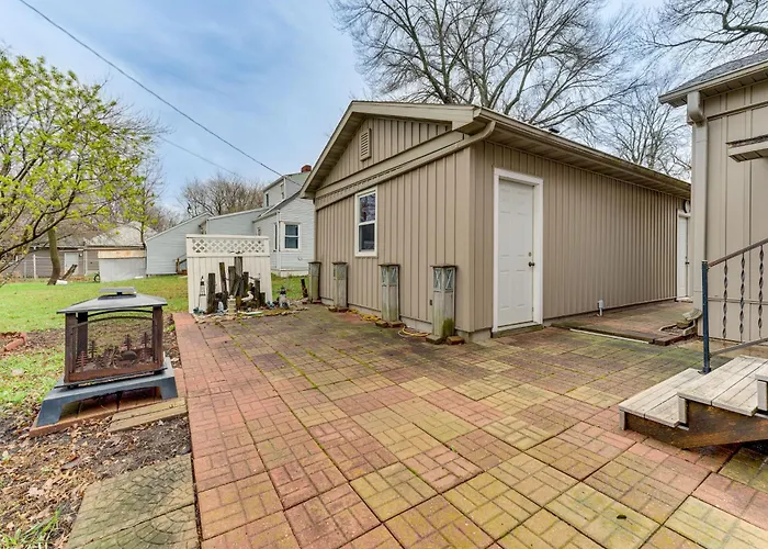 Charming Spirit Lake Home - 6 Mi To Arnolds Park!