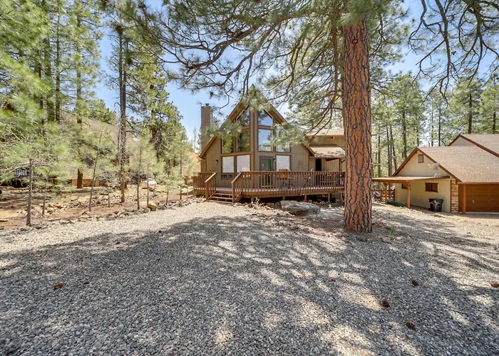 Family Friendly: Modern Cabin In Munds Park!