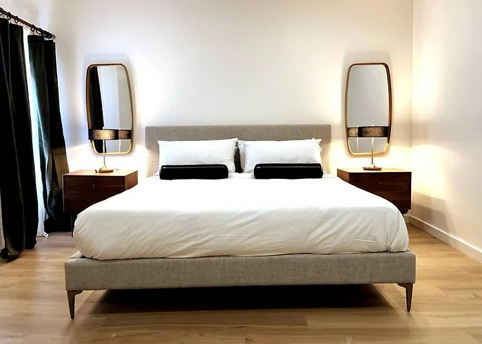 Dtwn Bangor, Historic Hotel, King Bed, Wifi, Roku Tv, Room # 403