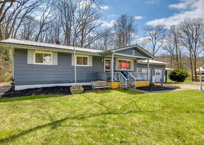 Cozy Dubois Home W/ Deck ~ 8 Mi To Treasure Lake!