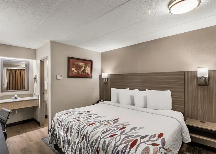 Red Roof Inn Enfield