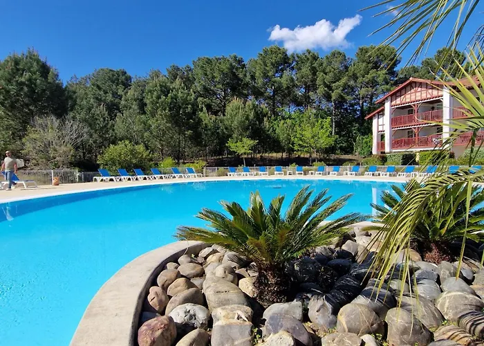 Appartements Au Coeur Du Golf, Proche Du Lac Et Velodyssee