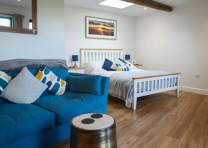 Conkers - A New Bespoke Rural Escape Near Glastonbury