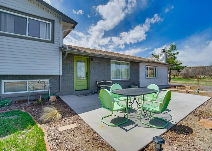 2 Mi To Dtwn Castle Rock: Home W/ Furnished Patio