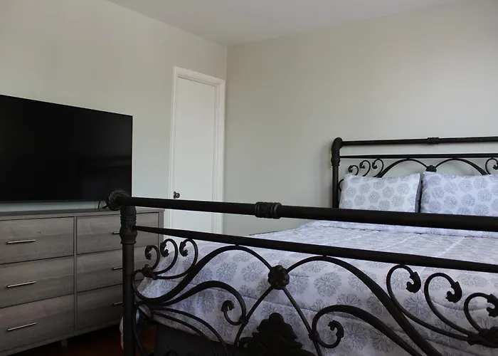 Cozy 3 Bedroom Min To National Mall Great Location And Free Parking