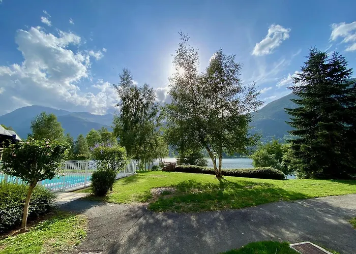 Charmant Logement De Plein Pied Avec Piscine 2*