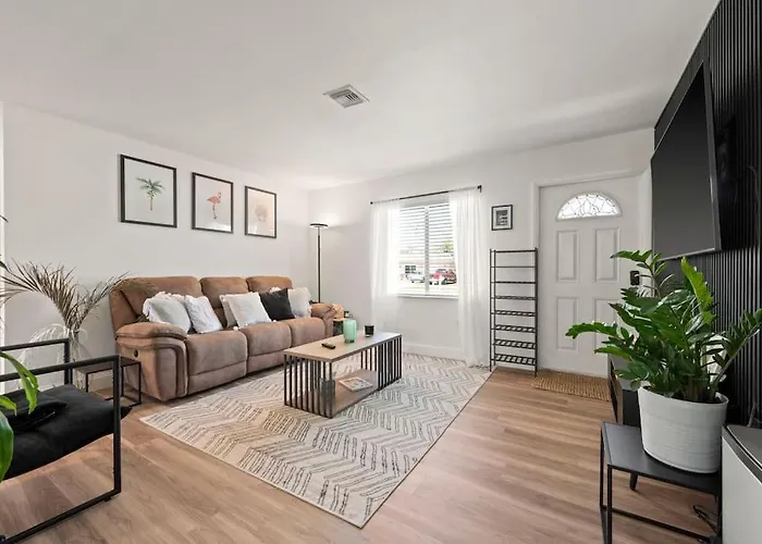 Brand New 2Bed In Bonita'S Heart With Superb Patio And Garden