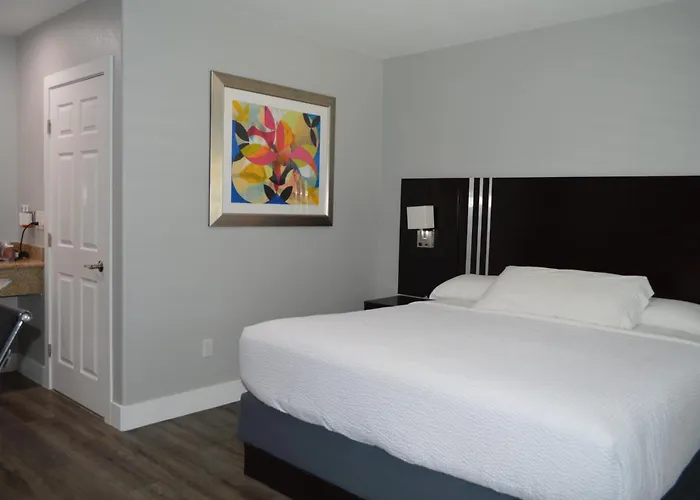 Fairview Inn & Suites