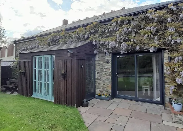Wisteria Barn, Trewethen, Nr Port Isaac