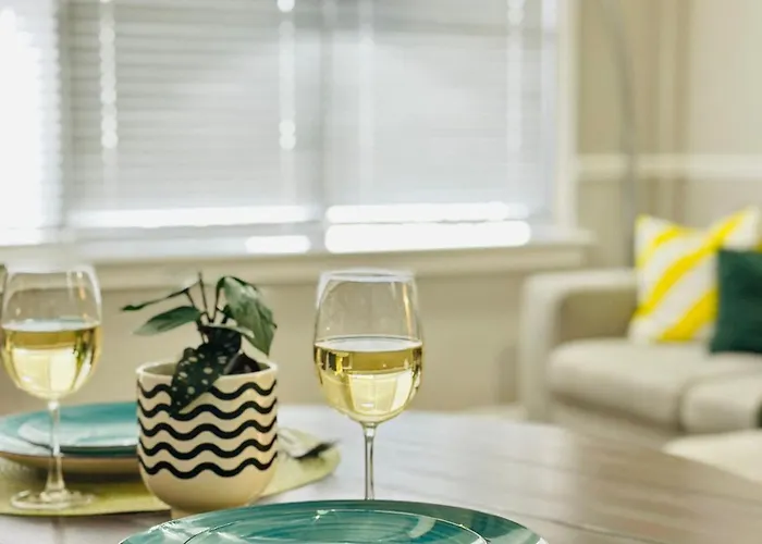 Charming Jax Apt For 4 With Free Parking